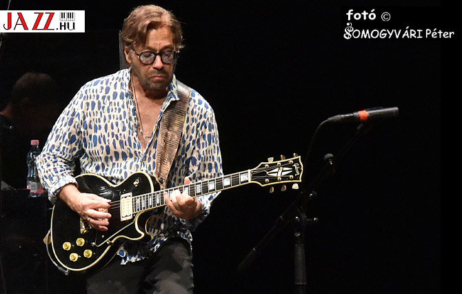 Al Di Meola - Mike Stern Band