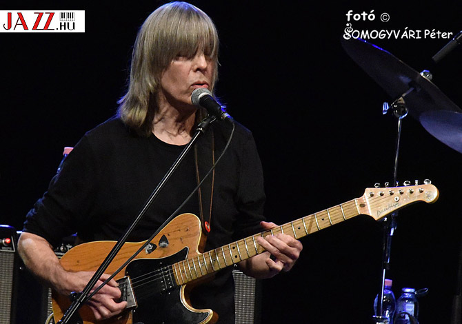 Al Di Meola - Mike Stern Band