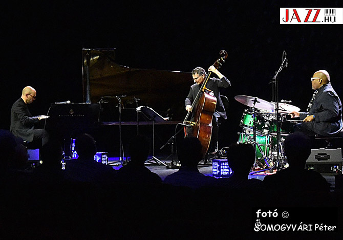 Faraó-Patitucci-Jackson