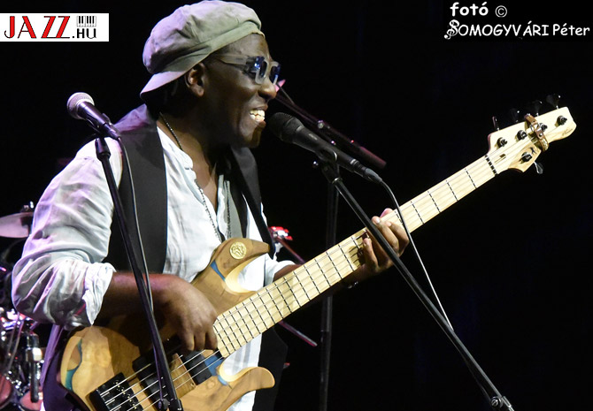 Richard Bona
