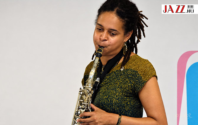 Songoro Fatime: „A női hang nem alternatíva. A jazz is akkor teljes, ha mindenki benne van.”