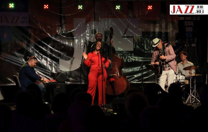 A 2025-ös kaleidoszkóp blues – Szeptember