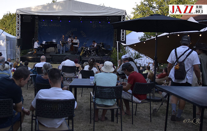 Művészetek Völgye jazz-arcai – egy nap, három udvar, számtalan koncert
