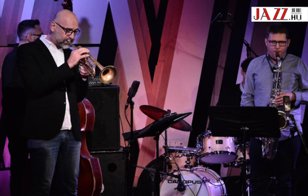 „Csacska melódiából zenei katedrális&quot;  – Bud Powell az Opusban